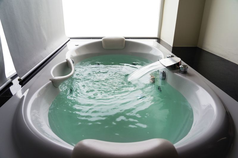 Spa-style Bathtub